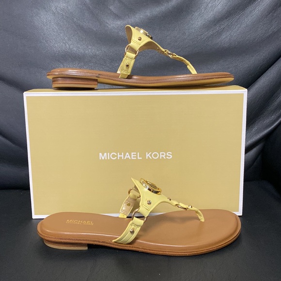 Michael Kors Conway Sandal - Picture 4 of 6